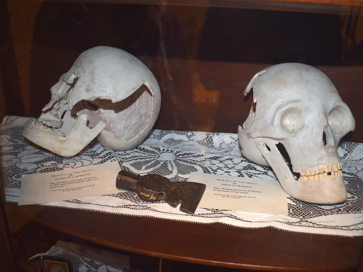 The Skulls of the Bordens